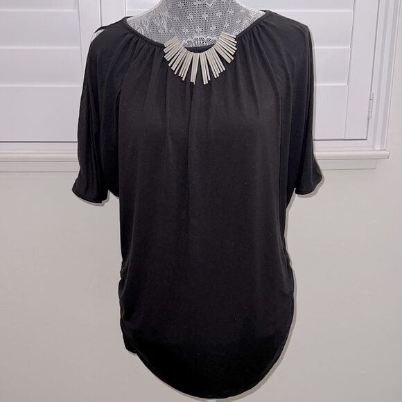 Tommy Bahama Tops - Tommy Bahama Women’s Top Black with openings on sleeves Small